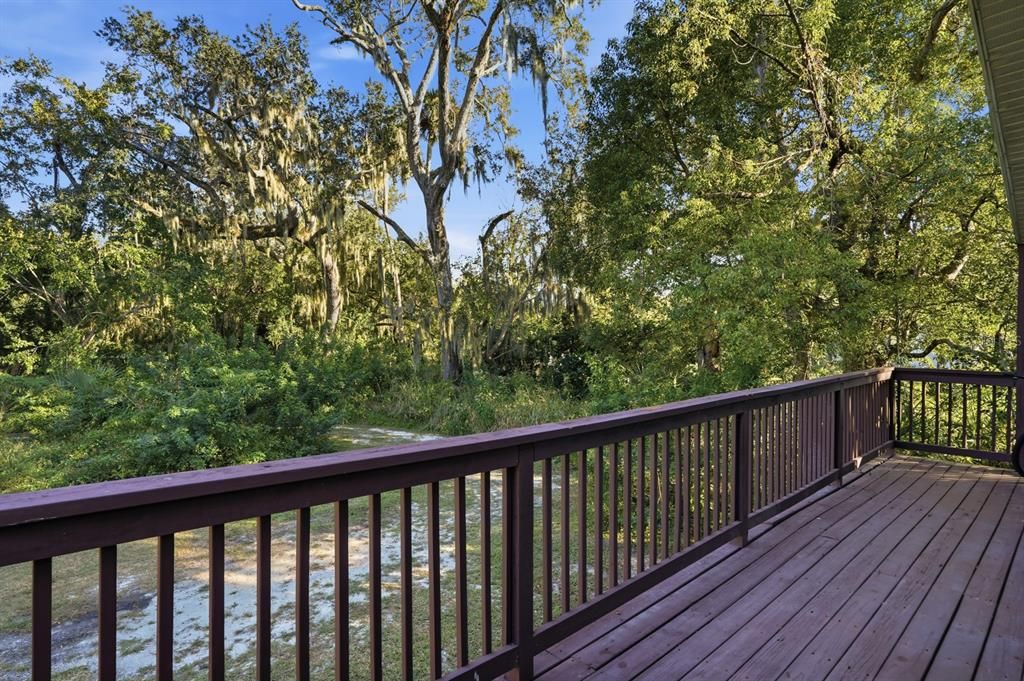 For Sale: $899,000 (5 beds, 5 baths, 4480 Square Feet)