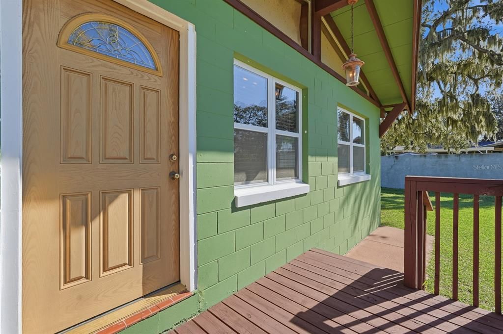 For Sale: $899,000 (5 beds, 5 baths, 4480 Square Feet)