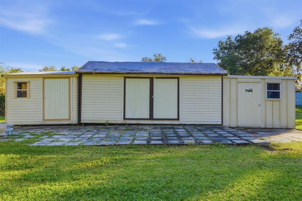 For Sale: $899,000 (5 beds, 5 baths, 4480 Square Feet)