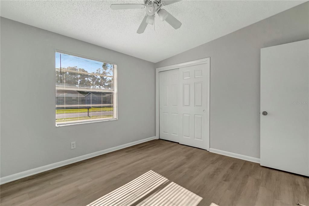 For Sale: $279,900 (3 beds, 1 baths, 864 Square Feet)