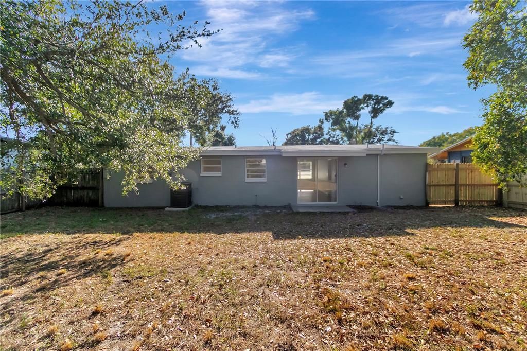 For Sale: $279,900 (3 beds, 1 baths, 864 Square Feet)