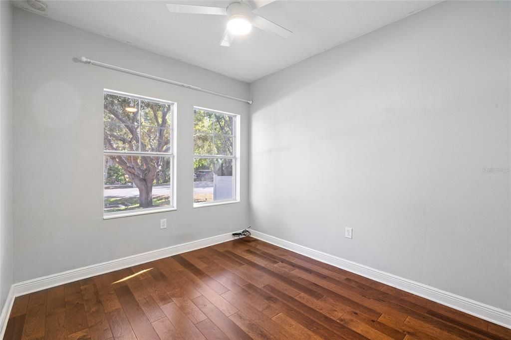 En Venta: $549,999 (3 camas, 2 baños, 1639 Pies cuadrados)