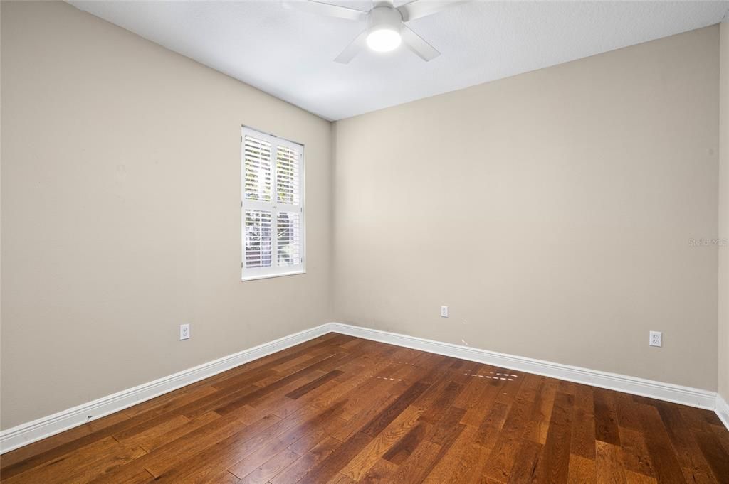 En Venta: $549,999 (3 camas, 2 baños, 1639 Pies cuadrados)