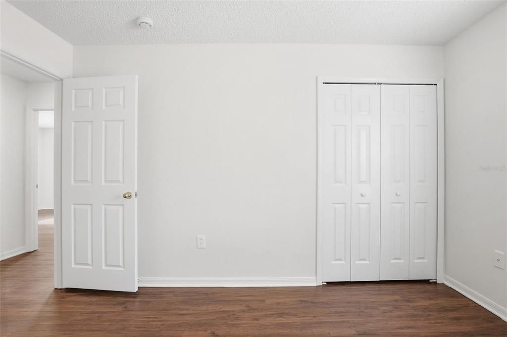 На продажу: $339,900 (4 спален, 2 ванн, 1944 Квадратных фут)