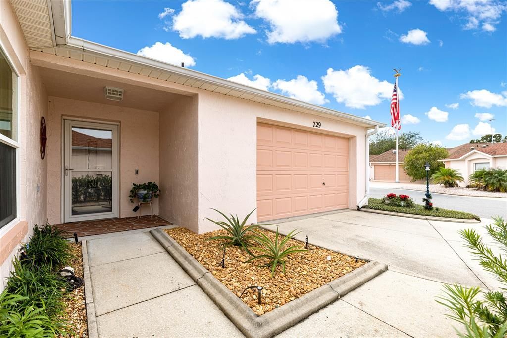 En Venta: $299,900 (2 camas, 2 baños, 1094 Pies cuadrados)