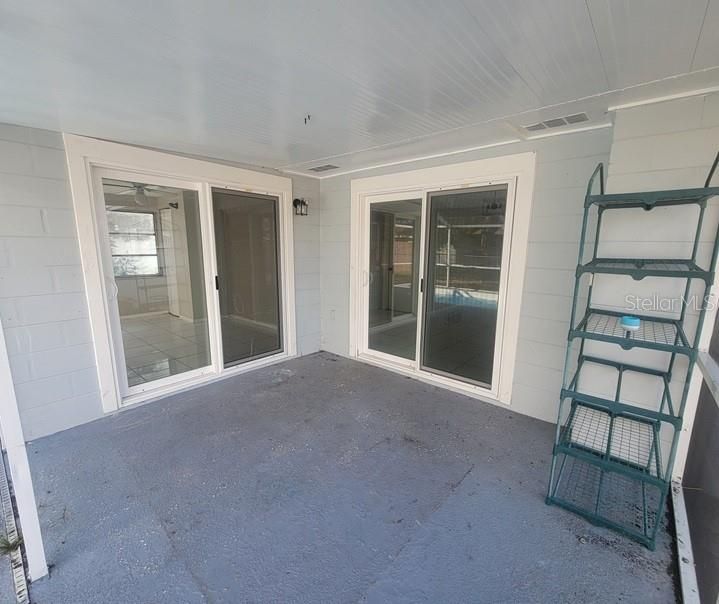 待售: $235,000 (3 贝兹, 1 浴室, 986 平方英尺)