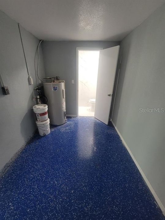 待售: $235,000 (3 贝兹, 1 浴室, 986 平方英尺)