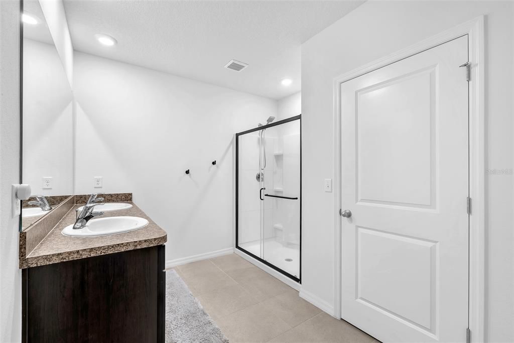 En Venta: $339,900 (3 camas, 2 baños, 1676 Pies cuadrados)