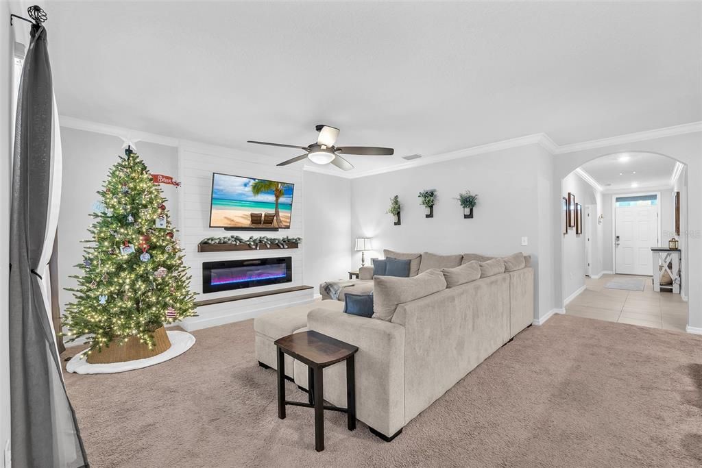 En Venta: $339,900 (3 camas, 2 baños, 1676 Pies cuadrados)