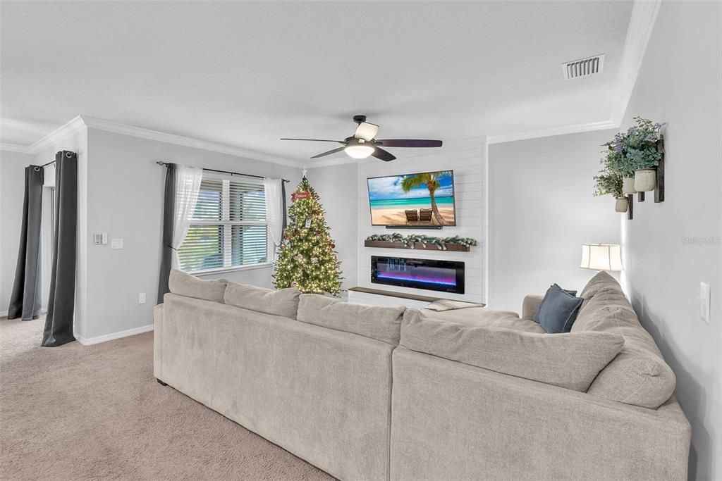 En Venta: $339,900 (3 camas, 2 baños, 1676 Pies cuadrados)