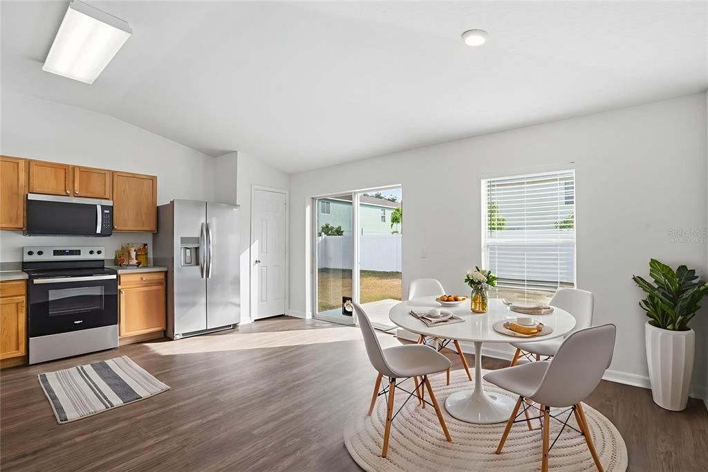 待售: $309,900 (3 贝兹, 2 浴室, 1716 平方英尺)