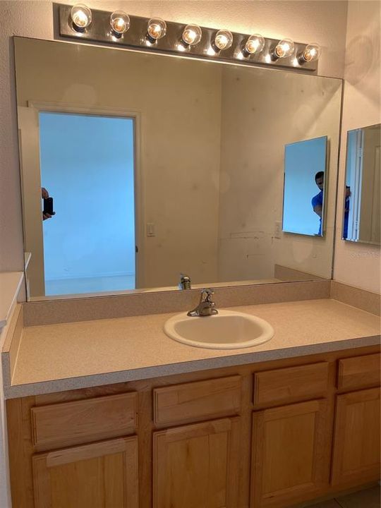 В аренду: $1,895 (2 спален, 2 ванн, 1202 Квадратных фут)