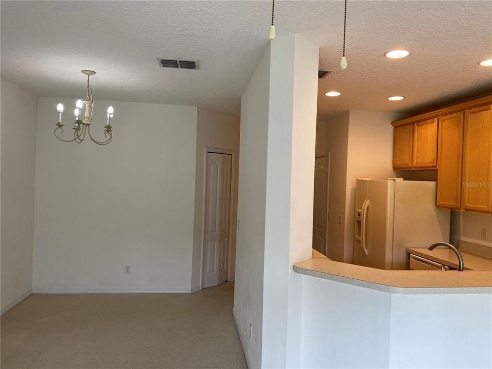 В аренду: $1,895 (2 спален, 2 ванн, 1202 Квадратных фут)