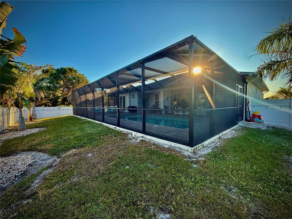 For Sale: $539,900 (3 beds, 2 baths, 1665 Square Feet)