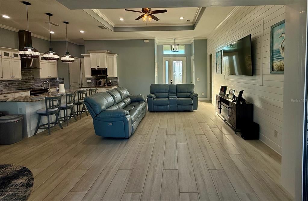 For Sale: $539,900 (3 beds, 2 baths, 1665 Square Feet)