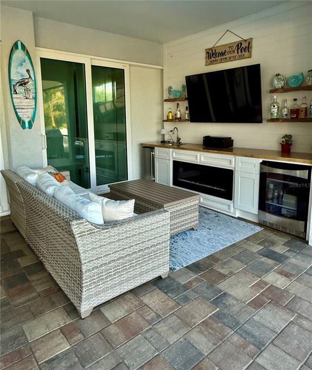 For Sale: $539,900 (3 beds, 2 baths, 1665 Square Feet)