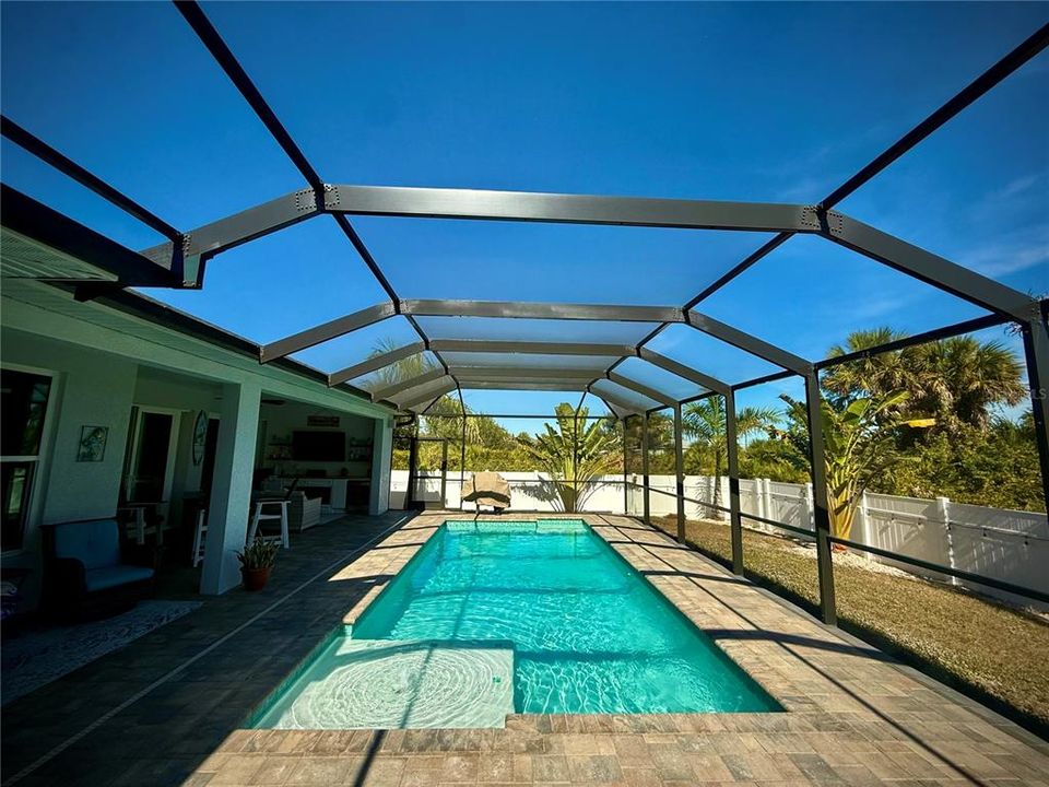 For Sale: $539,900 (3 beds, 2 baths, 1665 Square Feet)