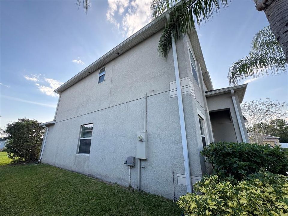 En Venta: $499,900 (3 camas, 2 baños, 2233 Pies cuadrados)