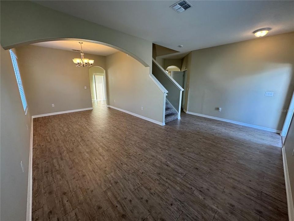 En Venta: $499,900 (3 camas, 2 baños, 2233 Pies cuadrados)