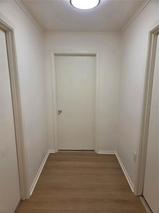 На продажу: $239,900 (3 спален, 1 ванн, 906 Квадратных фут)