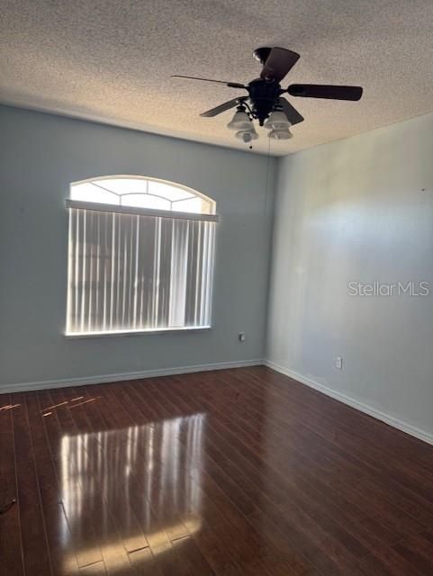 For Rent: $3,500 (5 beds, 3 baths, 2813 Square Feet)