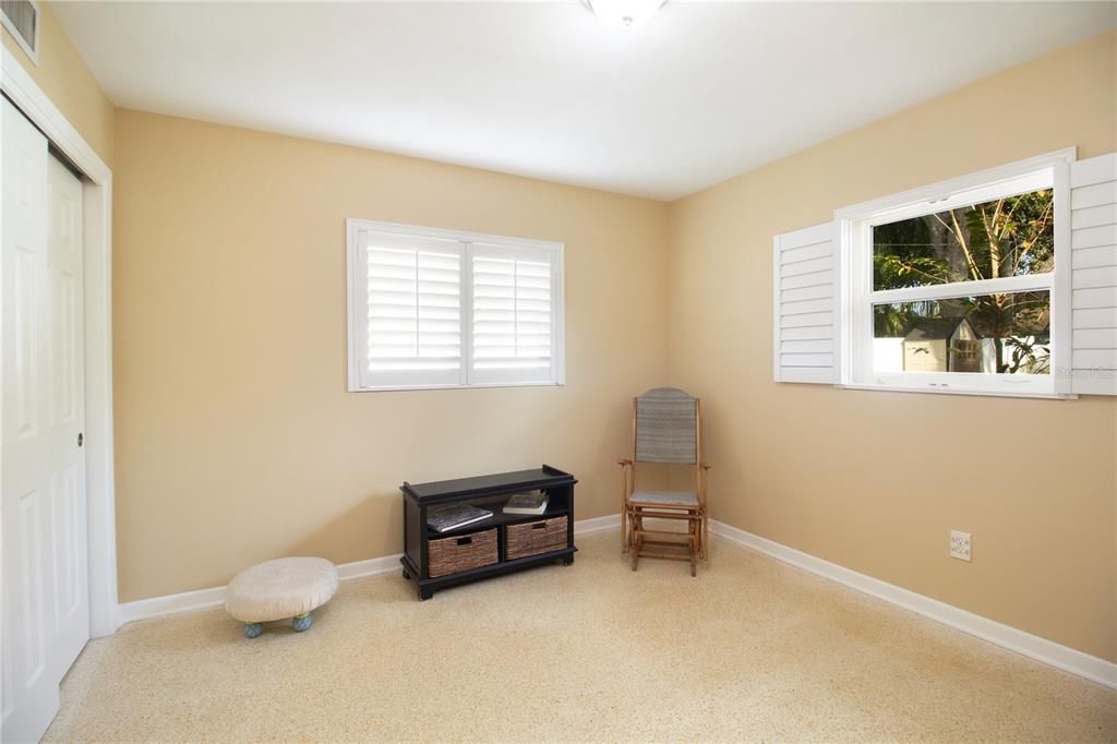 For Sale: $455,000 (2 beds, 2 baths, 1343 Square Feet)