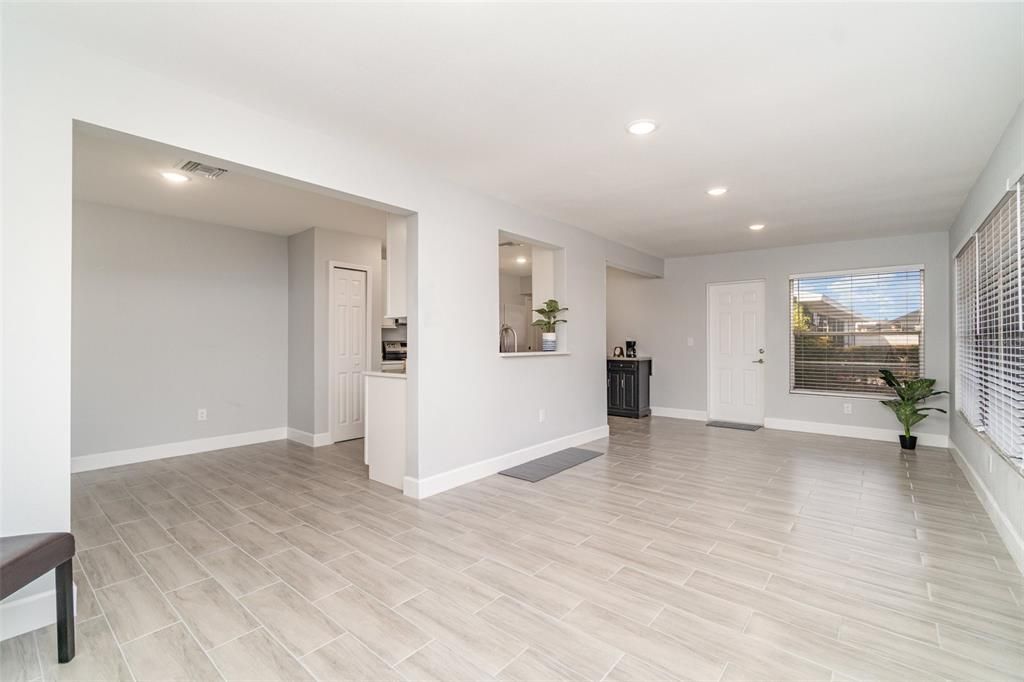 待售: $267,500 (3 贝兹, 2 浴室, 1576 平方英尺)