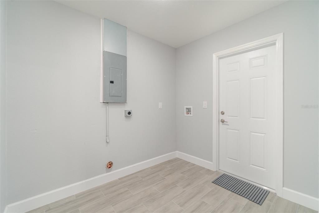 待售: $267,500 (3 贝兹, 2 浴室, 1576 平方英尺)