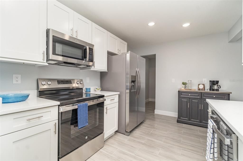 待售: $267,500 (3 贝兹, 2 浴室, 1576 平方英尺)