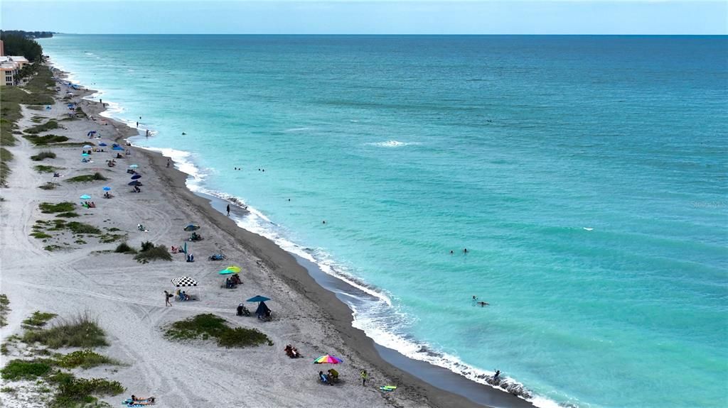 В аренду: $15,000 (4 спален, 4 ванн, 4306 Квадратных фут)