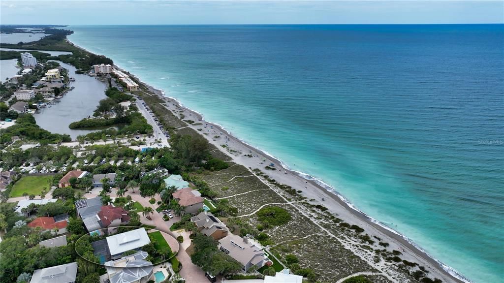 В аренду: $15,000 (4 спален, 4 ванн, 4306 Квадратных фут)