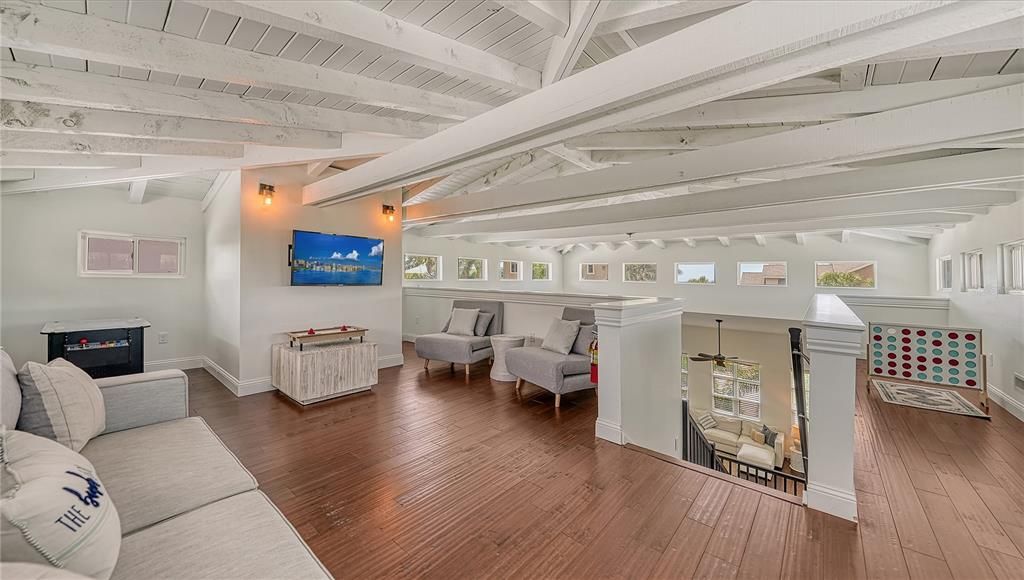 В аренду: $15,000 (4 спален, 4 ванн, 4306 Квадратных фут)