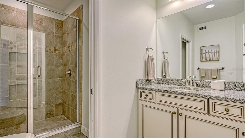 В аренду: $15,000 (4 спален, 4 ванн, 4306 Квадратных фут)