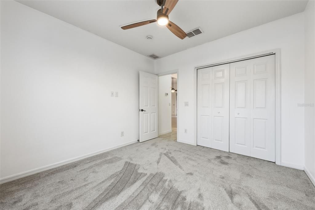 合同活跃: $309,000 (3 贝兹, 2 浴室, 1958 平方英尺)