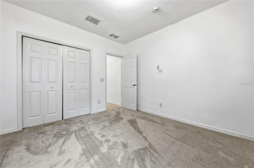 合同活跃: $309,000 (3 贝兹, 2 浴室, 1958 平方英尺)