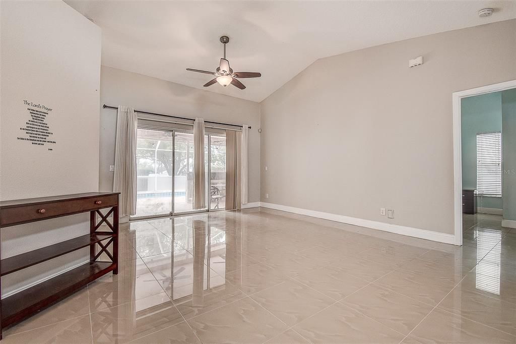 На продажу: $475,000 (4 спален, 3 ванн, 2201 Квадратных фут)