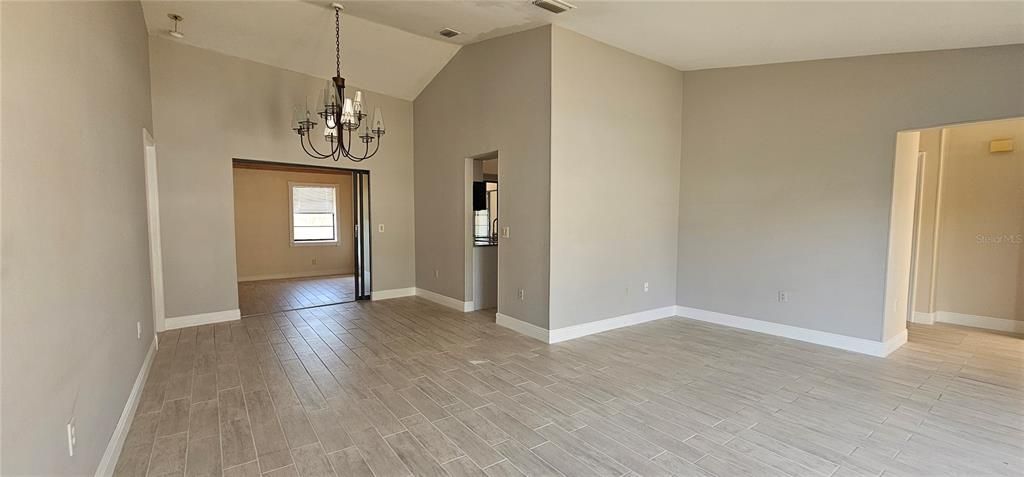 For Sale: $295,000 (3 beds, 2 baths, 1957 Square Feet)