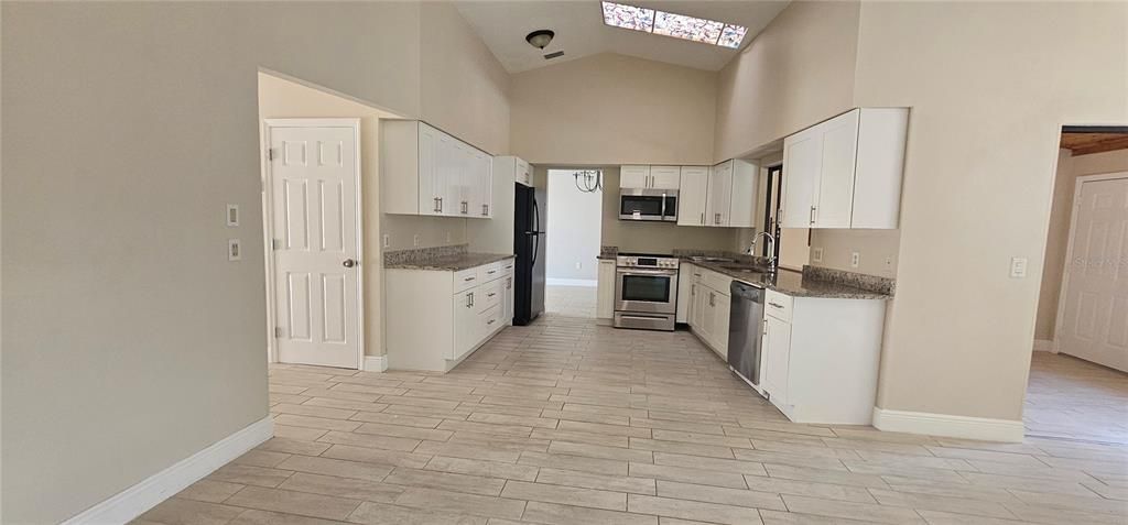 For Sale: $295,000 (3 beds, 2 baths, 1957 Square Feet)