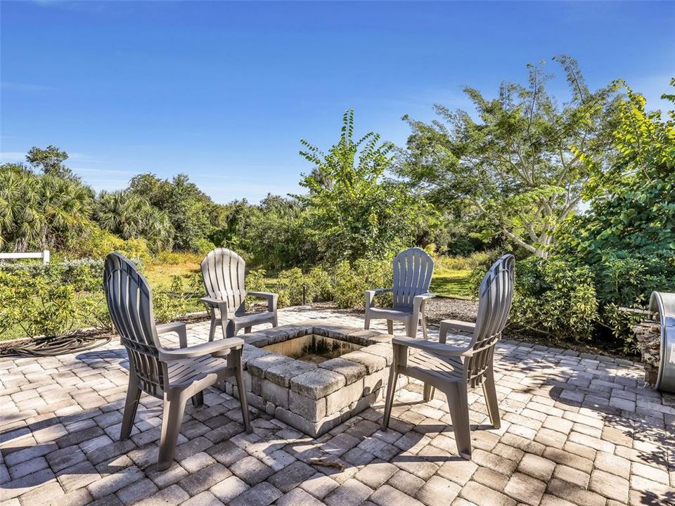 For Sale: $1,450,000 (4 beds, 3 baths, 2850 Square Feet)