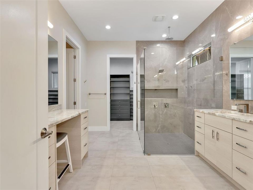 For Sale: $1,450,000 (4 beds, 3 baths, 2850 Square Feet)