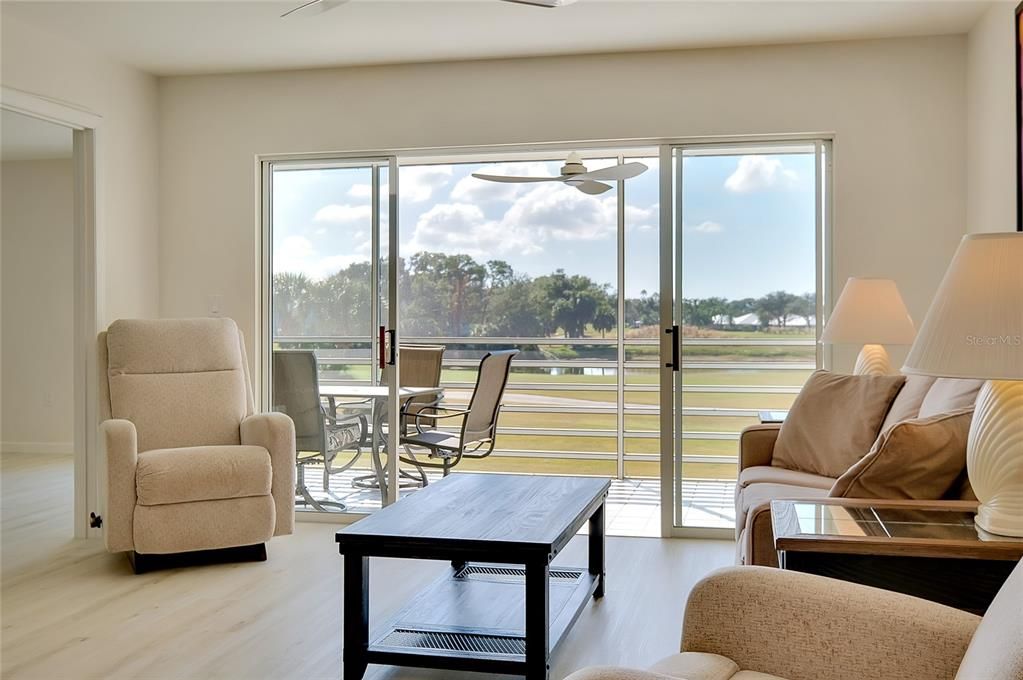 待售: $289,000 (3 贝兹, 2 浴室, 1330 平方英尺)