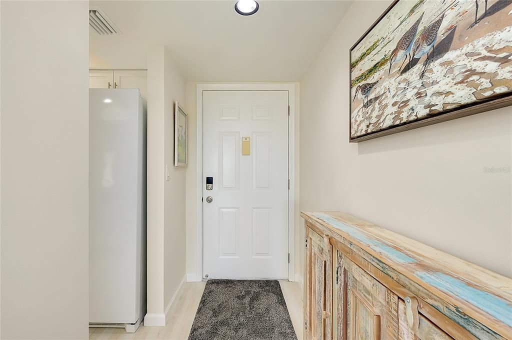 待售: $289,000 (3 贝兹, 2 浴室, 1330 平方英尺)