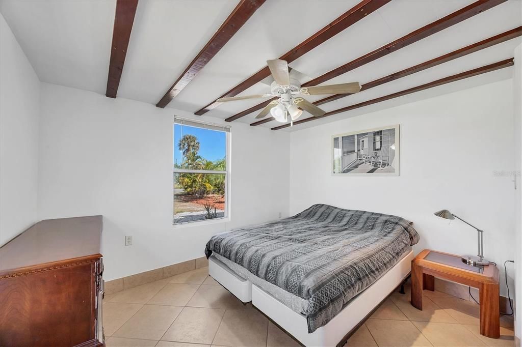 For Sale: $195,000 (3 beds, 2 baths, 1760 Square Feet)