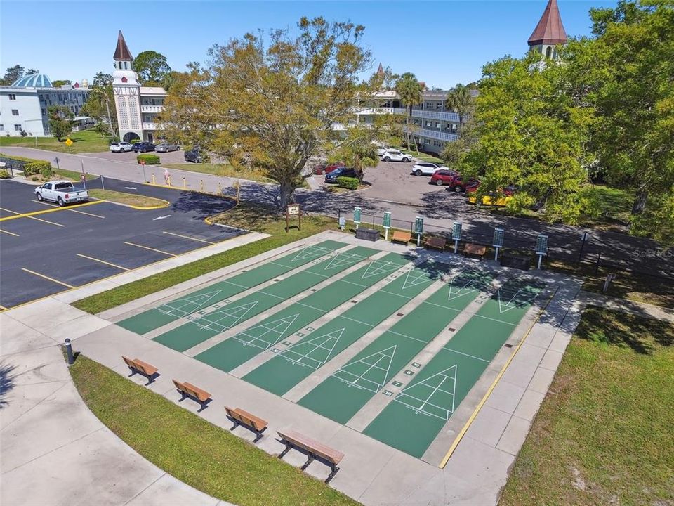 待售: $121,500 (1 贝兹, 1 浴室, 825 平方英尺)