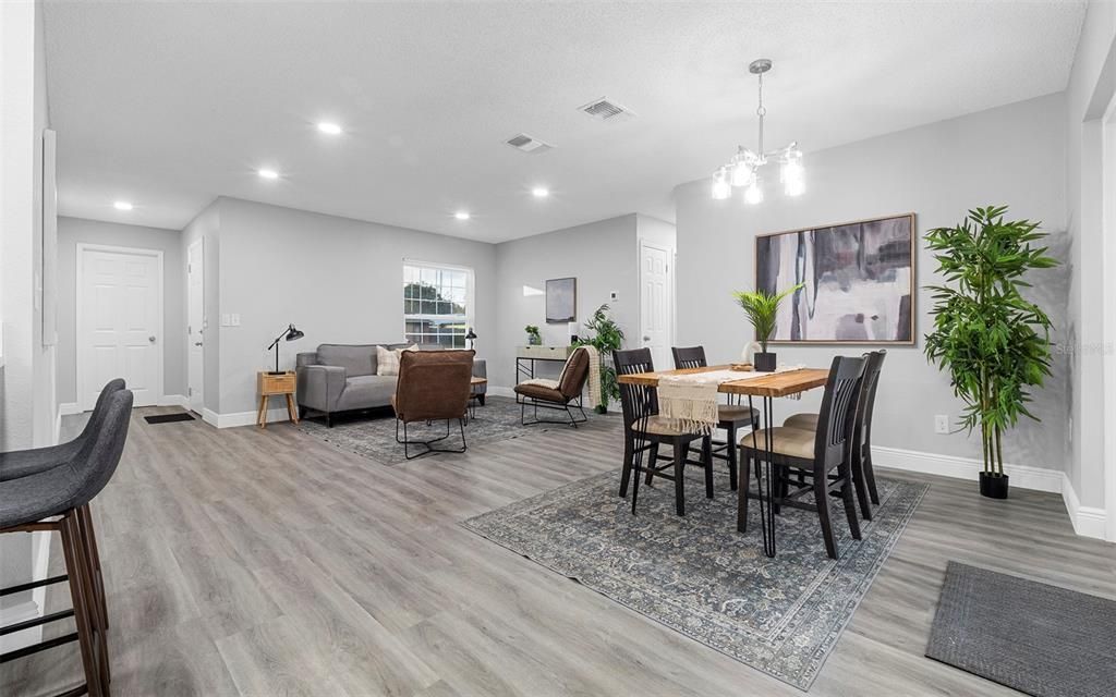 待售: $384,900 (3 贝兹, 2 浴室, 1536 平方英尺)