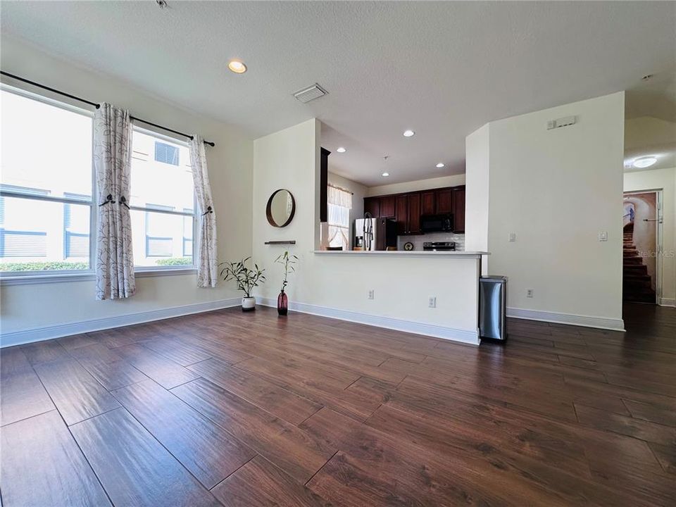 待售: $329,990 (3 贝兹, 2 浴室, 1614 平方英尺)