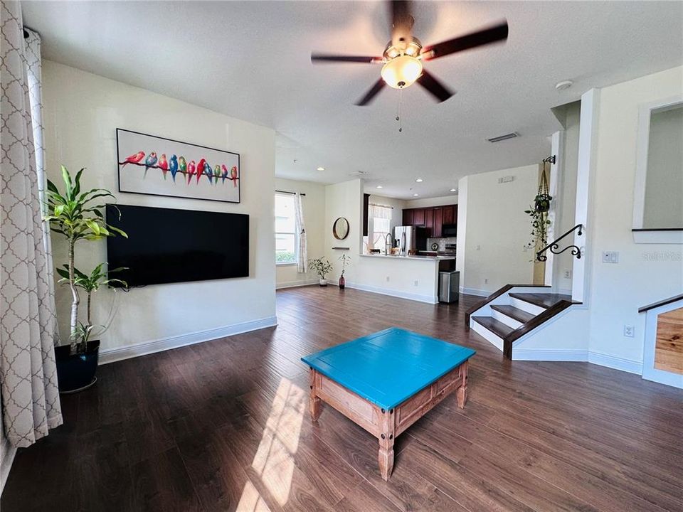 待售: $329,990 (3 贝兹, 2 浴室, 1614 平方英尺)