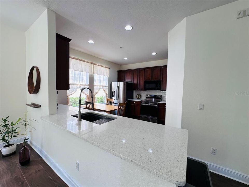 待售: $329,990 (3 贝兹, 2 浴室, 1614 平方英尺)