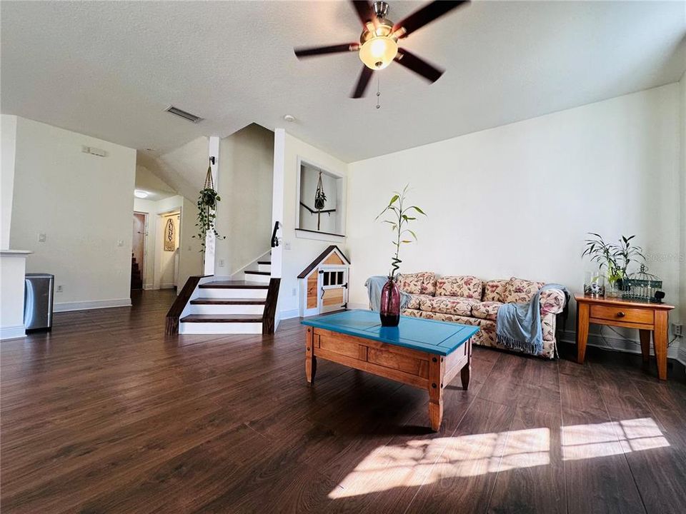 待售: $329,990 (3 贝兹, 2 浴室, 1614 平方英尺)