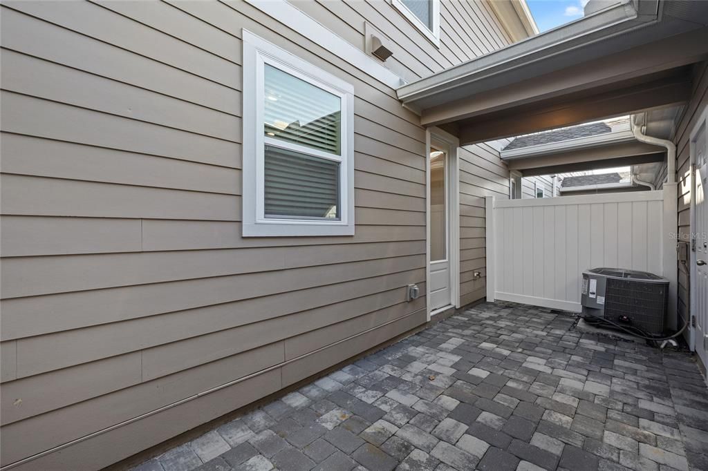 В аренду: $2,450 (3 спален, 2 ванн, 1738 Квадратных фут)